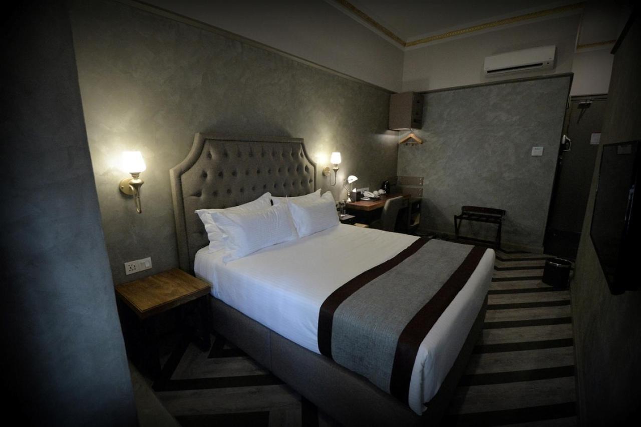 Hotel 1969 Business @ Garden 3*