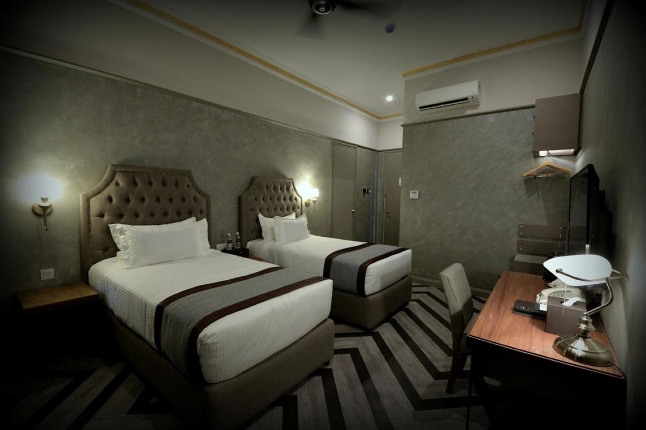 1969 Business @ Garden Hotel Ipoh