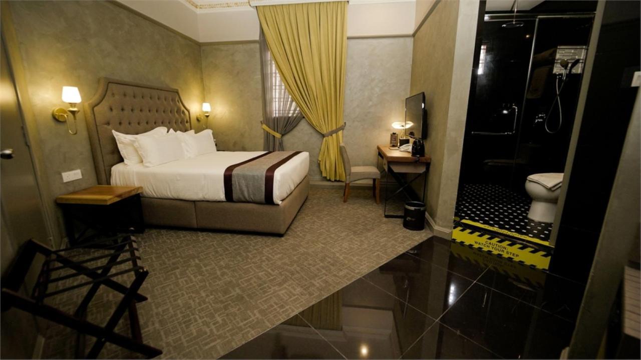 1969 Business @ Garden Hotel 3*